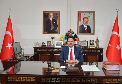 Kaymakamımız Sayın Tarık Buğra SEYHAN'ın 18 Mart Çanakkale Zaferi ve Şehitleri Anma Günü Mesajı
