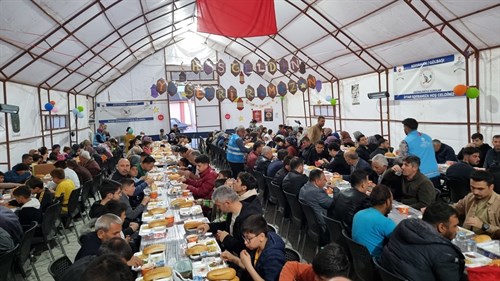Sayın Kaymakamımız Tarık Buğra SEYHAN, Artvin Konteyner Kent İftar Programına Katıldı
