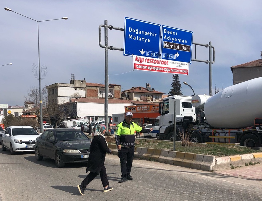 Yayalara Yönelik Trafik Bilgilendirme Eğitimi Düzenlendi